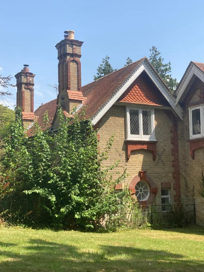 3 The Mews Villa Ryde  Exterior photo